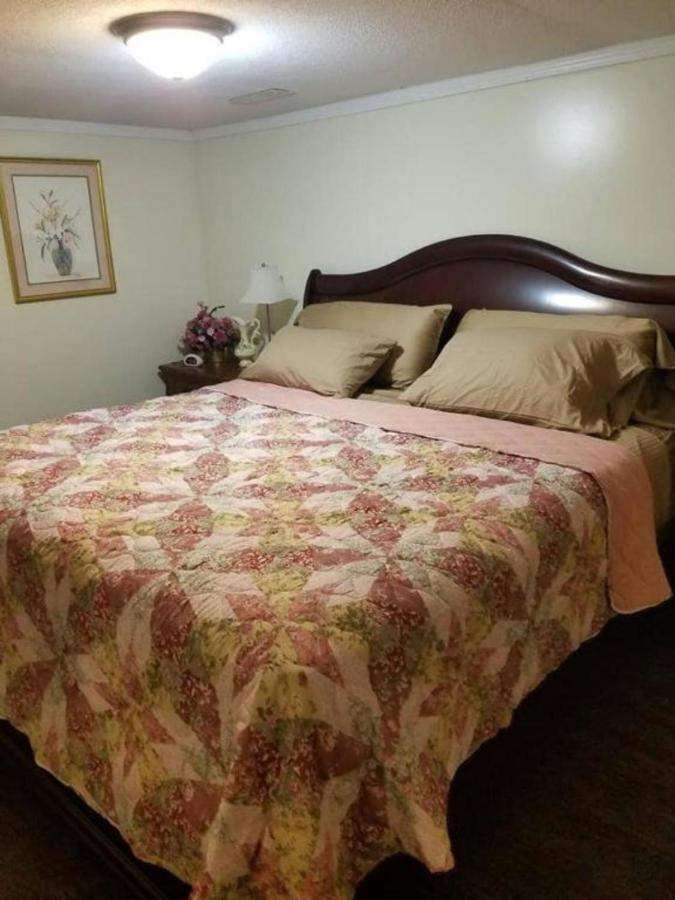 Cheap East Knoxville Basement Studio Exteriör bild